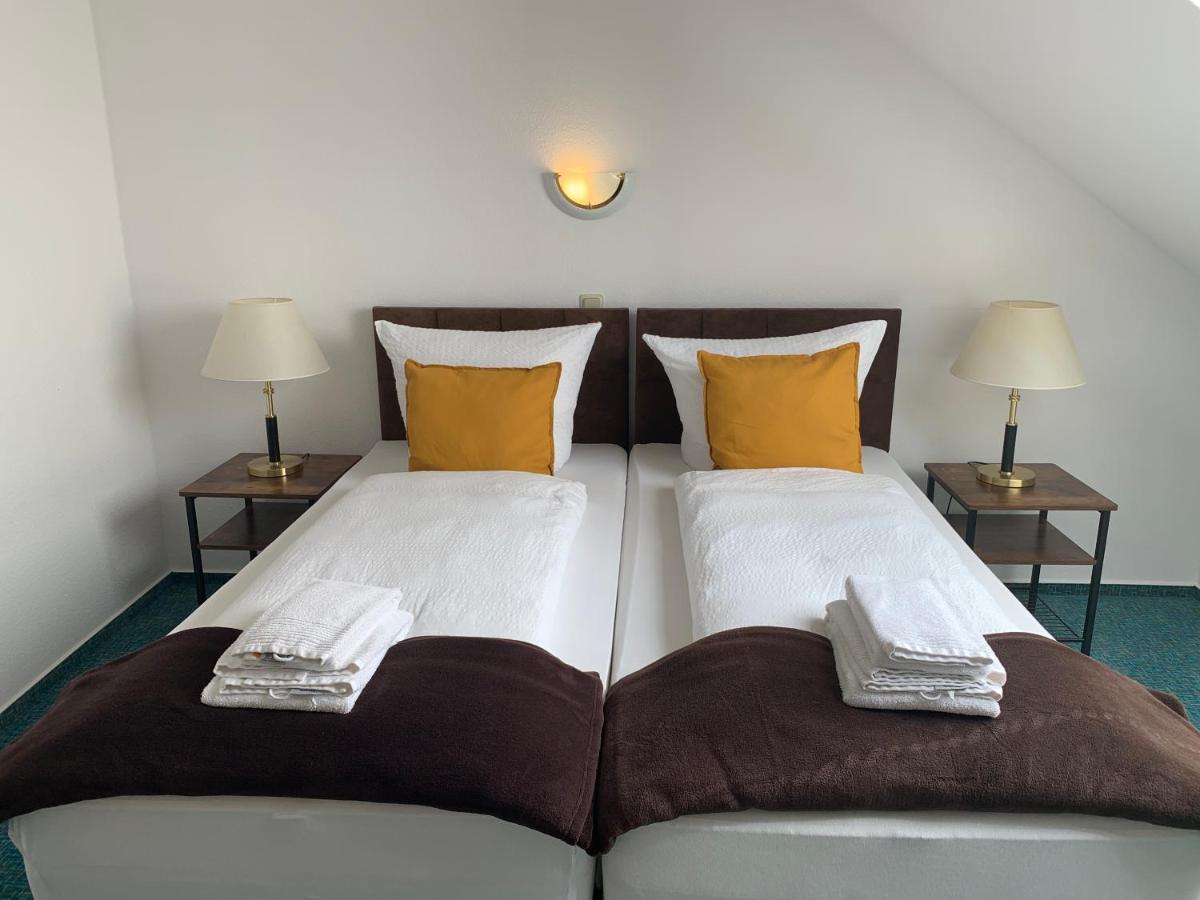 Hotel Rosengarten Франкфурт на Одер Екстериор снимка