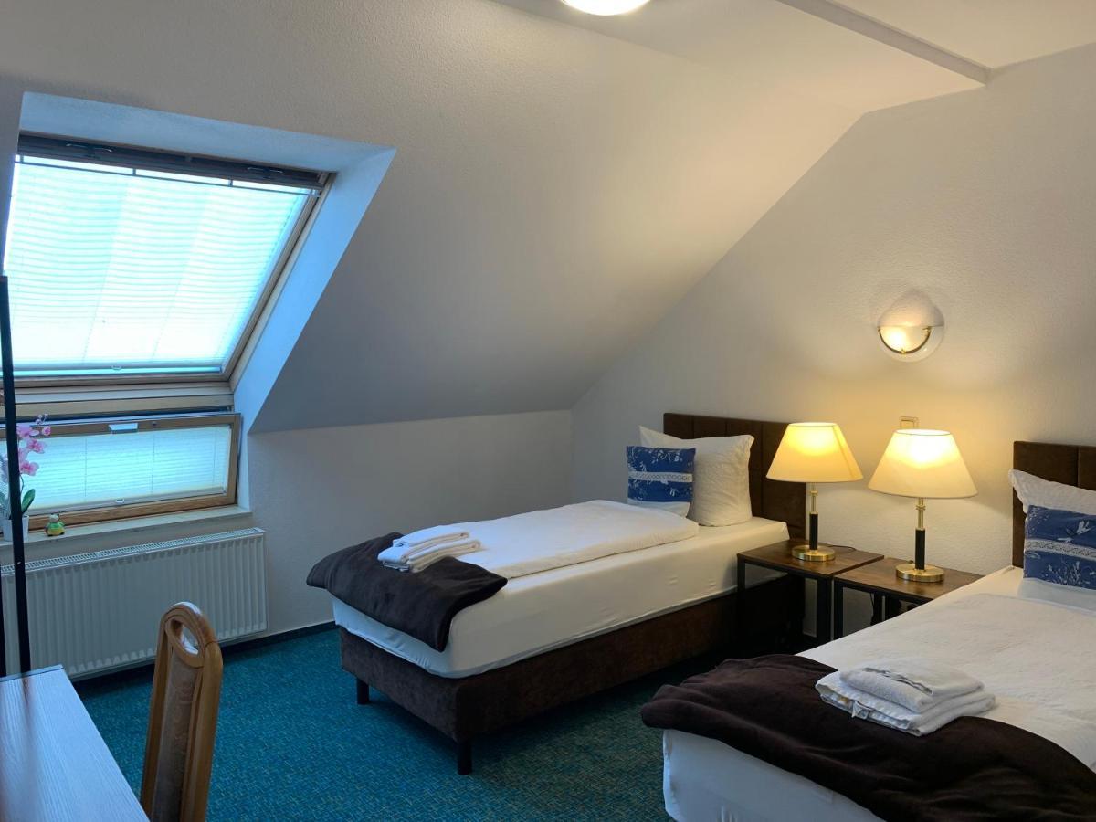 Hotel Rosengarten Франкфурт на Одер Екстериор снимка